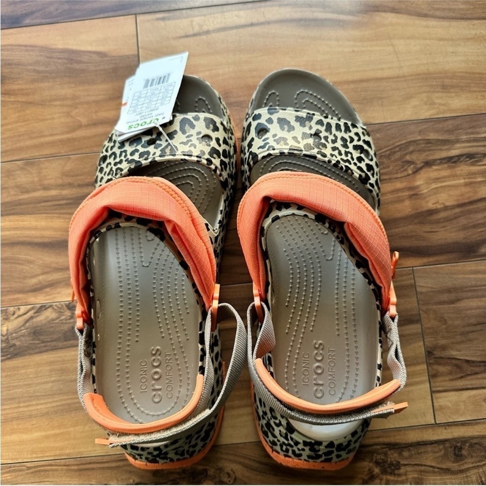 Crocs men hiker escape animal sandals 12 - Picture 3 of 11